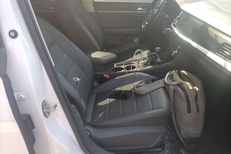 Used Volkswagen Lavida Pure Electric 2019 Low-Trim Version Right Front Seat