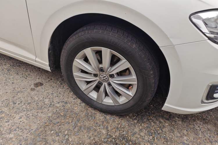 Used Volkswagen Lavida Pure Electric 2019 Enjoyment Edition Right Front Wheel Hub