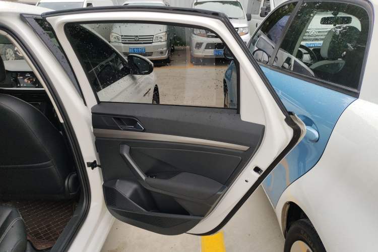 Used Volkswagen Lavida Pure Electric 2019 Low-Trim Version Right Rear Door Interior