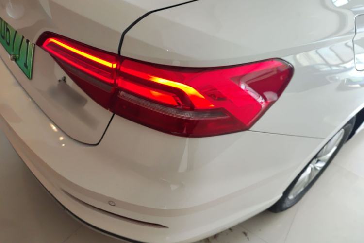 Used Volkswagen Lavida Pure Electric 2019 Enjoyment Edition Right Rear Taillight