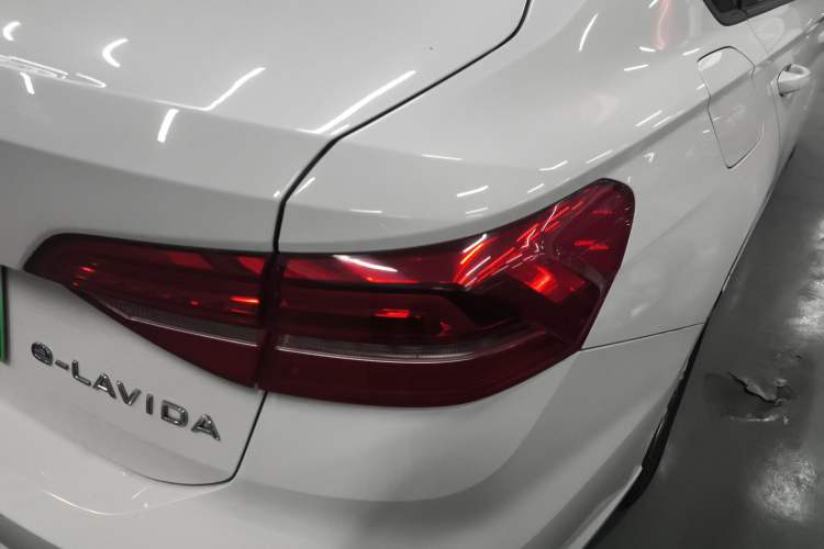 Used Volkswagen Lavida Pure Electric 2019 Enjoyment Edition Right Rear Taillight