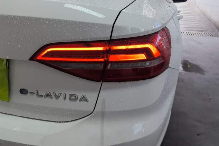 Used Volkswagen Lavida Pure Electric 2019 Enjoyment Edition Right Rear Taillight