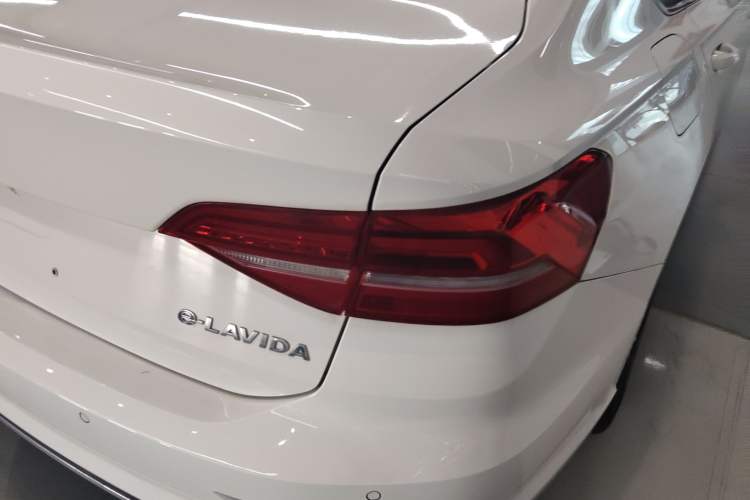 Used Volkswagen Lavida Pure Electric 2019 Enjoyment Edition Right Rear Taillight