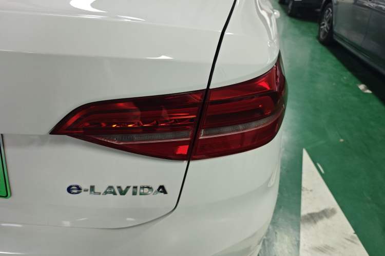 Used Volkswagen Lavida Pure Electric 2019 Enjoyment Edition Right Rear Taillight