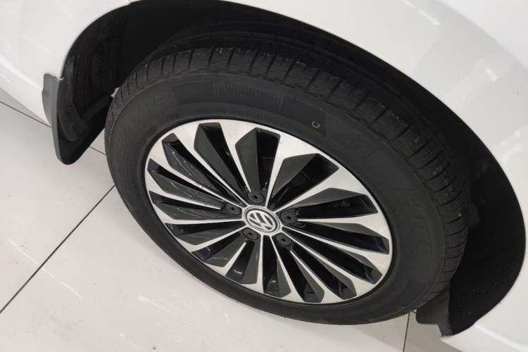 Used Volkswagen Lavida Pure Electric 2019 Enjoyment Edition Right Rear Wheel Hub