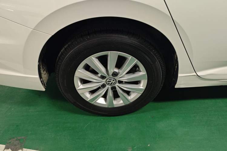 Used Volkswagen Lavida Pure Electric 2019 Enjoyment Edition Right Rear Wheel Hub