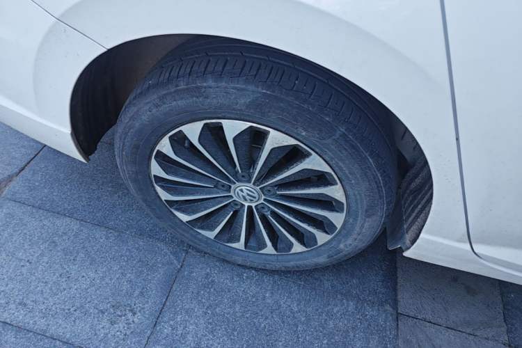 Used Volkswagen Lavida Pure Electric 2019 Enjoyment Edition Right Rear Wheel Hub