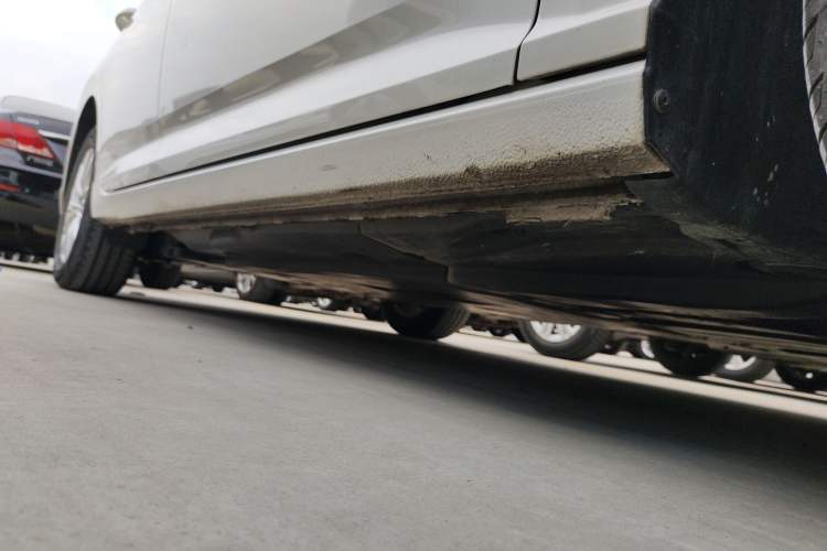 Used Volkswagen Lavida Pure Electric 2019 Low-Trim Version Right Side Sill