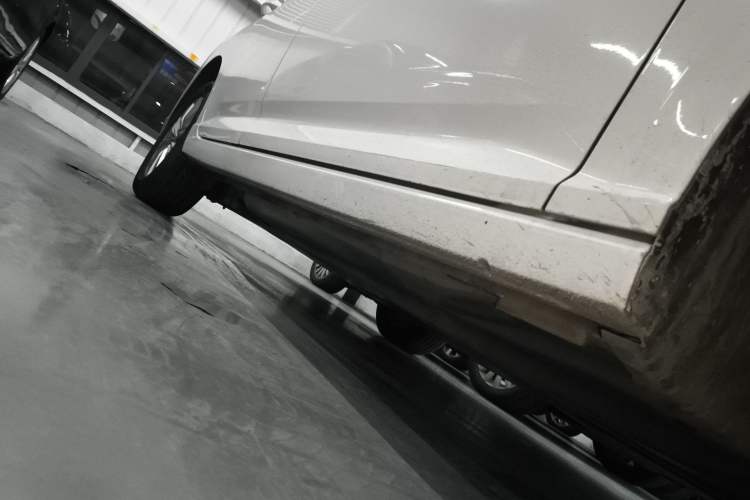 Used Volkswagen Lavida Pure Electric 2019 Enjoyment Edition Right Side Sill