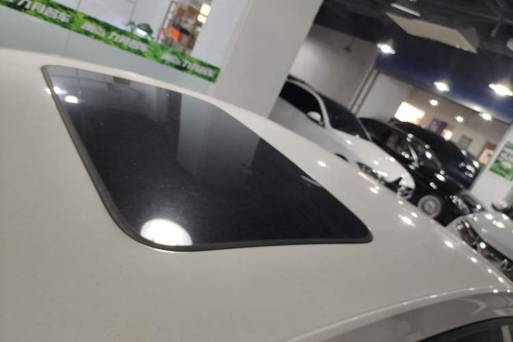 Used Volkswagen Lavida Pure Electric 2019 Enjoyment Edition Roof