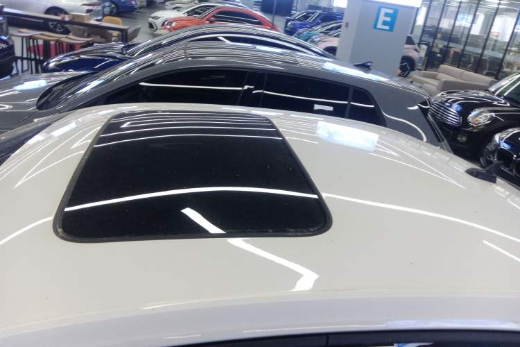 Used Volkswagen Lavida Pure Electric 2019 Enjoyment Edition Roof