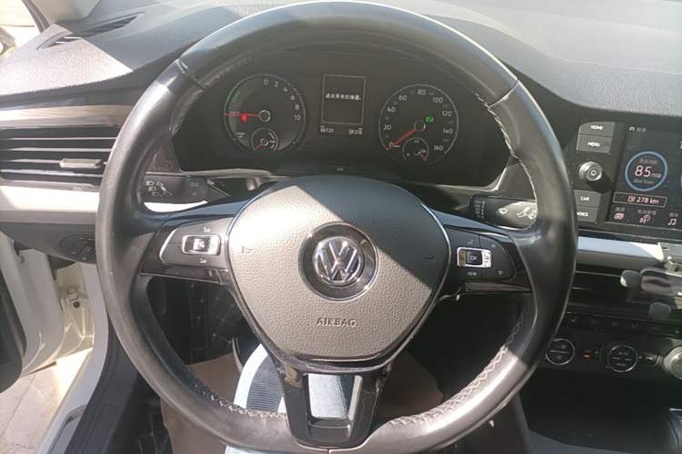 Used Volkswagen Lavida Pure Electric 2019 Low-Trim Version Steering Wheel