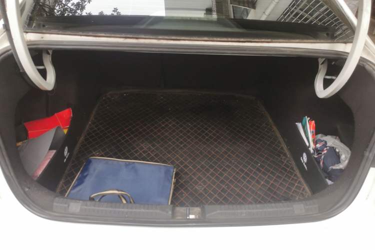 Used Volkswagen Lavida Pure Electric 2019 Enjoyment Edition Trunk