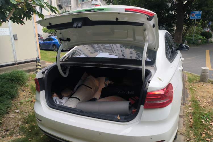 Used Volkswagen Lavida Pure Electric  Trunk