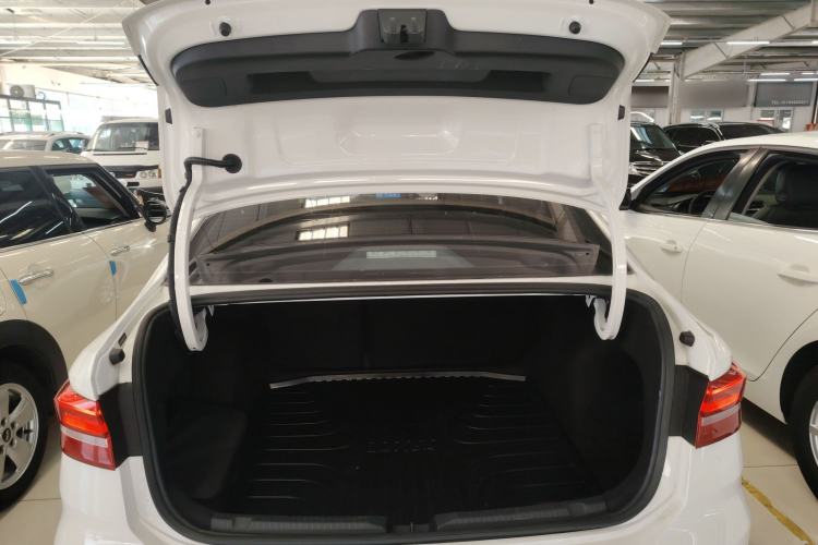 Used Volkswagen Lavida Pure Electric 2019 Enjoyment Edition Trunk