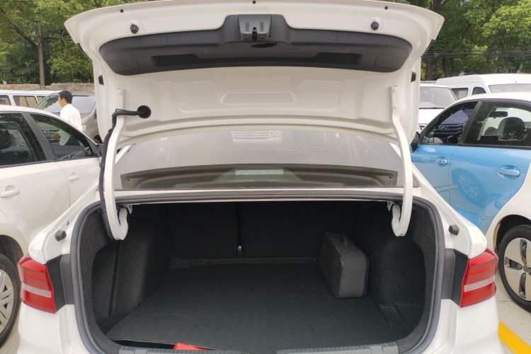 Used Volkswagen Lavida Pure Electric 2019 Low-Trim Version Trunk