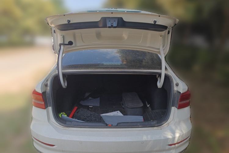 Used Volkswagen Lavida Pure Electric 2019 Enjoyment Edition Trunk