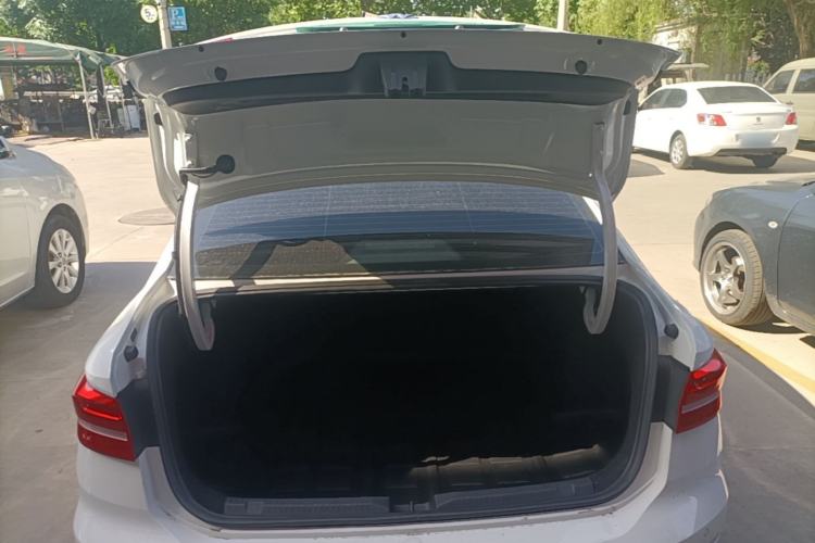 Used Volkswagen Lavida Pure Electric 2019 Low-Trim Version Trunk