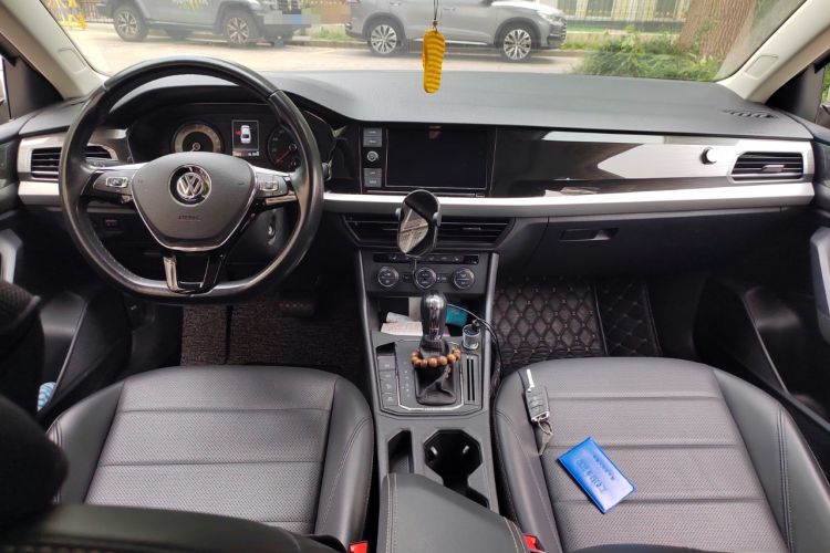 Used Volkswagen Lavida Pure Electric 2019 Enjoyment Edition Center Console