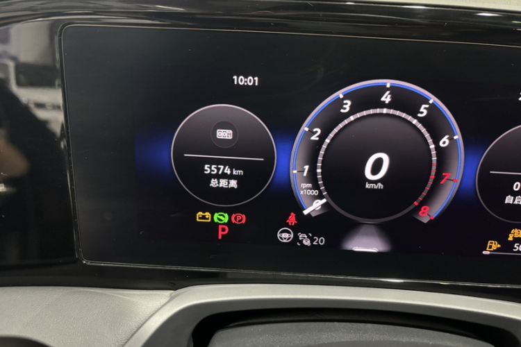 Used Volkswagen Magotan 2024 380TSI DSG Ultimate Edition Odometer Close Up