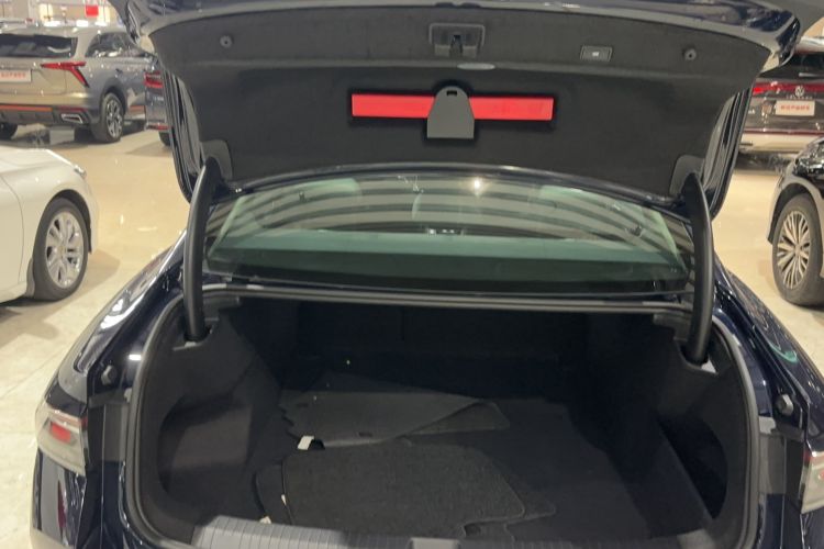 Used Volkswagen Magotan 2024 380TSI DSG Ultimate Edition Trunk