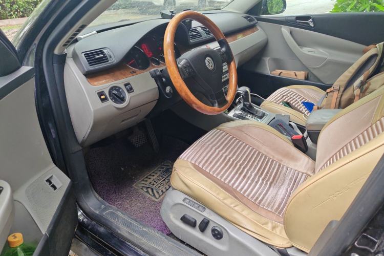 Used Volkswagen Magotan 2007 3.2 Luxury Model Driver Seat