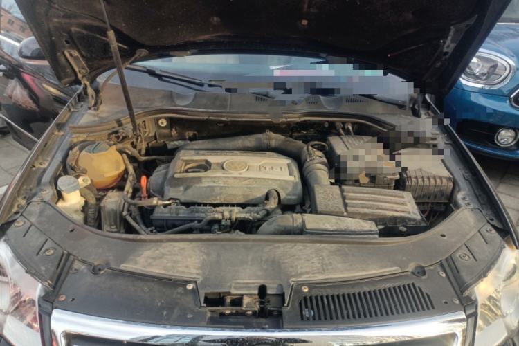 Used Volkswagen Magotan 2007 1.8 TSI Automatic Comfort Model Engine Bay