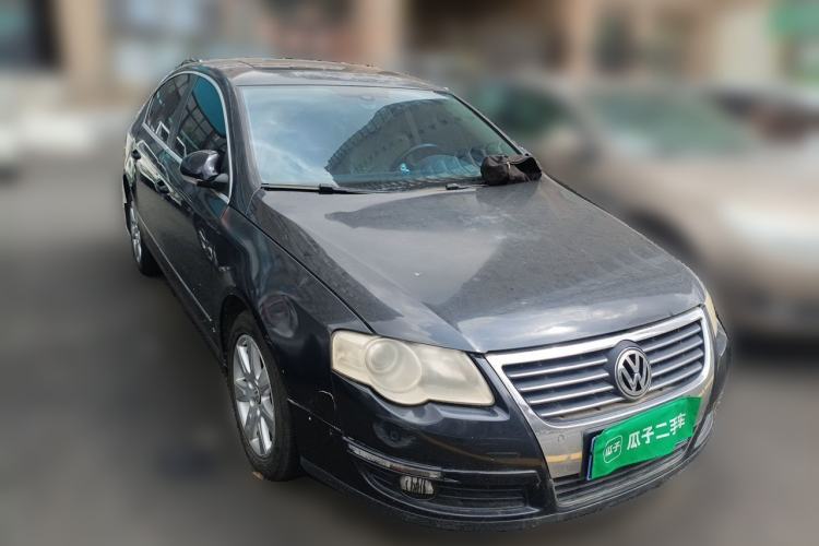 Used Volkswagen Magotan 2007 1.8 TSI Automatic Comfort Model Front Right 45 Deg