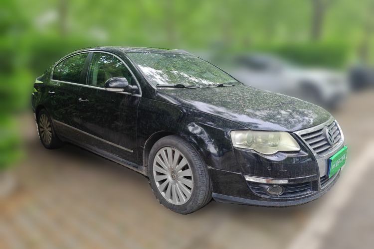 Used Volkswagen Magotan 2007 3.2 Luxury Model Front Right 45 Deg