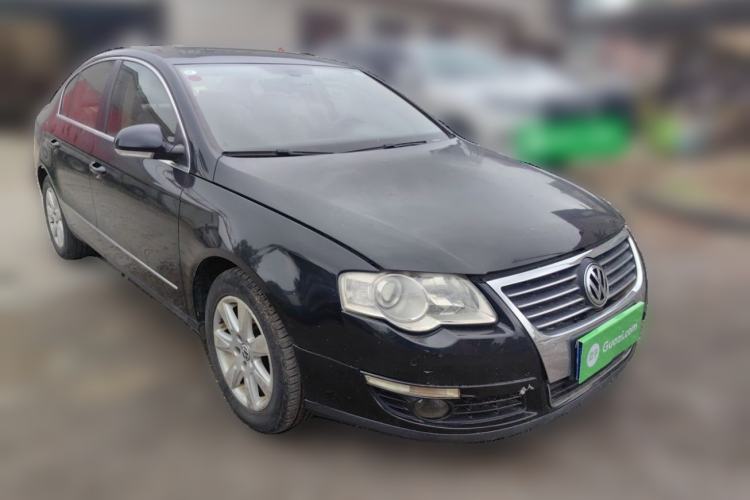 Used Volkswagen Magotan 2007 1.8 TSI Manual Tech Model Front Right 45 Deg