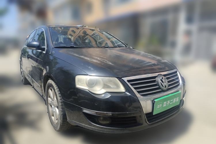 Used Volkswagen Magotan 2007 1.8 TSI Manual Tech Model Front Right 45 Deg