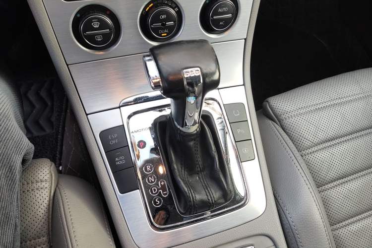 Used Volkswagen Magotan 2007 3.2 Luxury Model Gear Lever