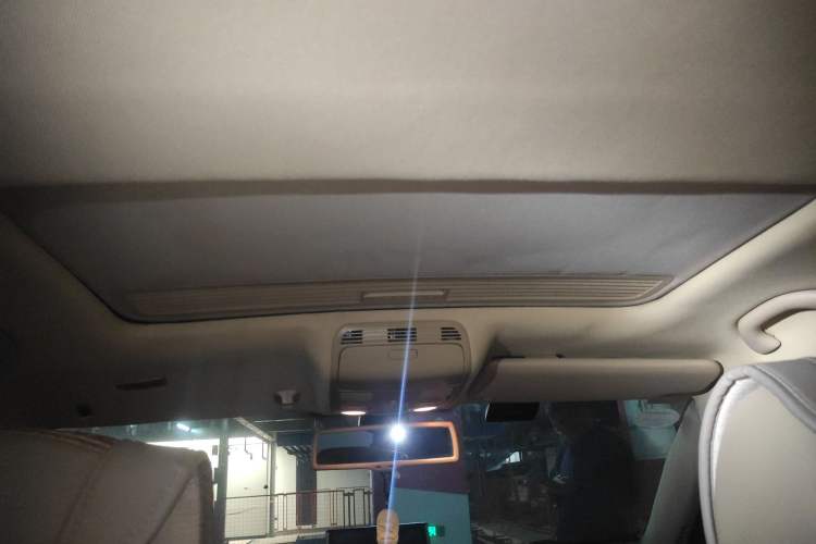 Used Volkswagen Magotan 2007 1.8 TSI Automatic Comfort Model Headliner