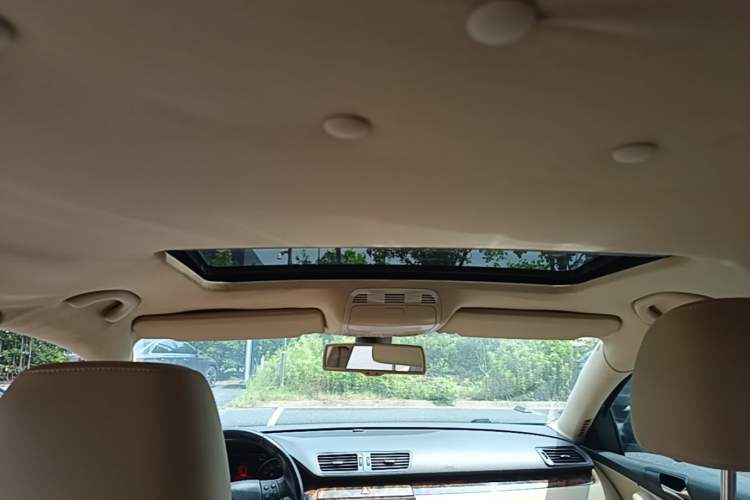 Used Volkswagen Magotan 2007 1.8 TSI Automatic Comfort Model Headliner