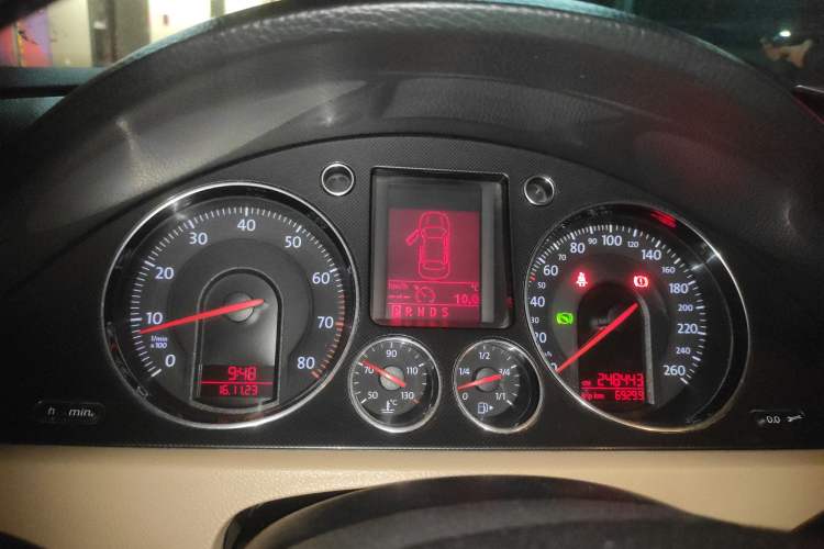Used Volkswagen Magotan 2007 1.8 TSI Automatic Comfort Model Instrument Cluster