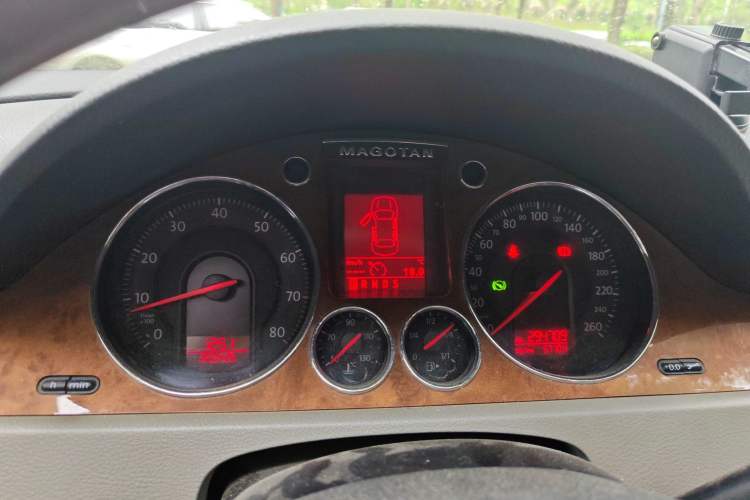 Used Volkswagen Magotan 2007 3.2 Luxury Model Instrument Cluster