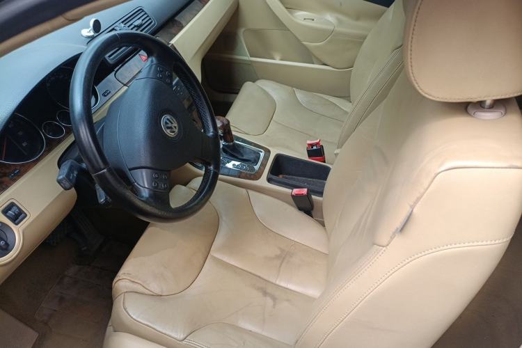 Used Volkswagen Magotan 2007 1.8 TSI Automatic Comfort Model Left Front Seat
