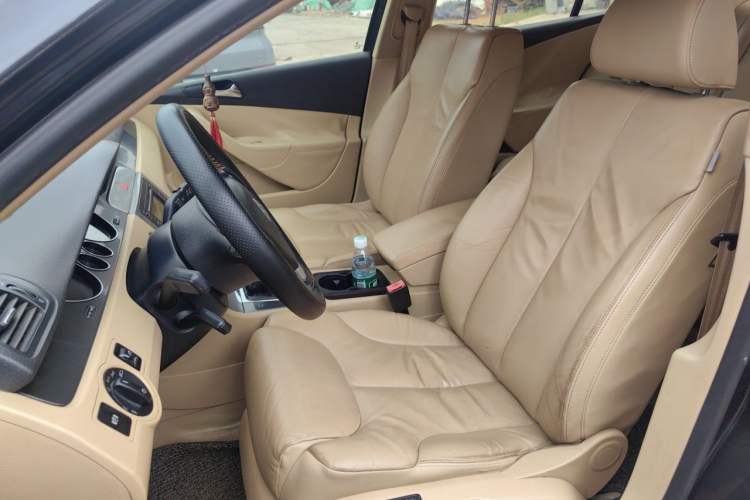 Used Volkswagen Magotan 2007 1.8 TSI Manual Tech Model Left Front Seat
