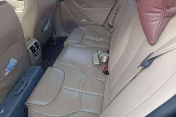 Used Volkswagen Magotan 2007 1.8 TSI Automatic Comfort Model Left Rear Seat