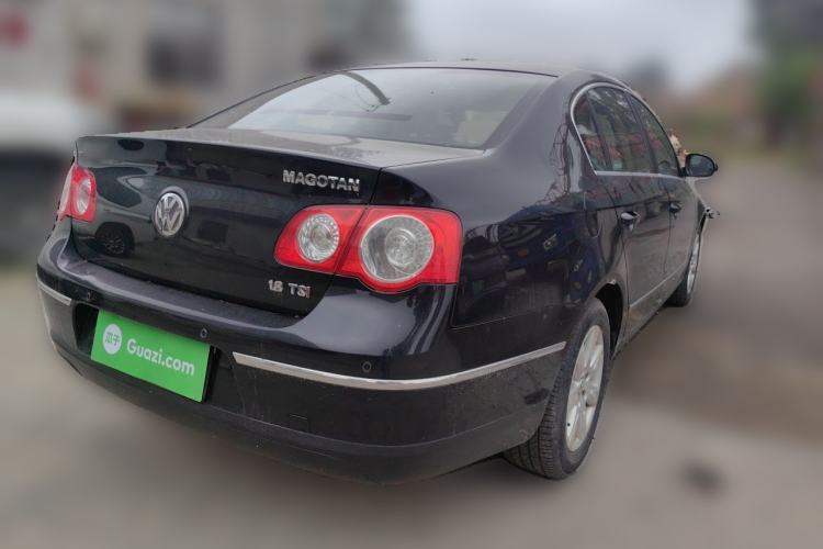 Used Volkswagen Magotan 2007 1.8 TSI Manual Tech Model Rear Right 45 Deg