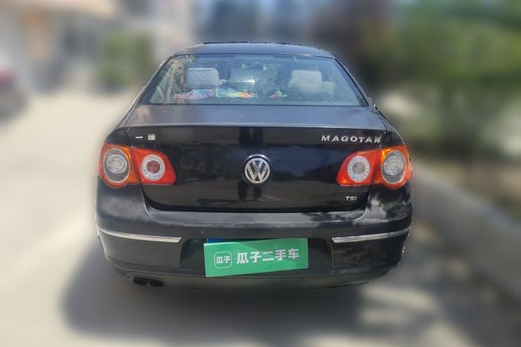 Used Volkswagen Magotan 2007 1.8 TSI Manual Tech Model Rear