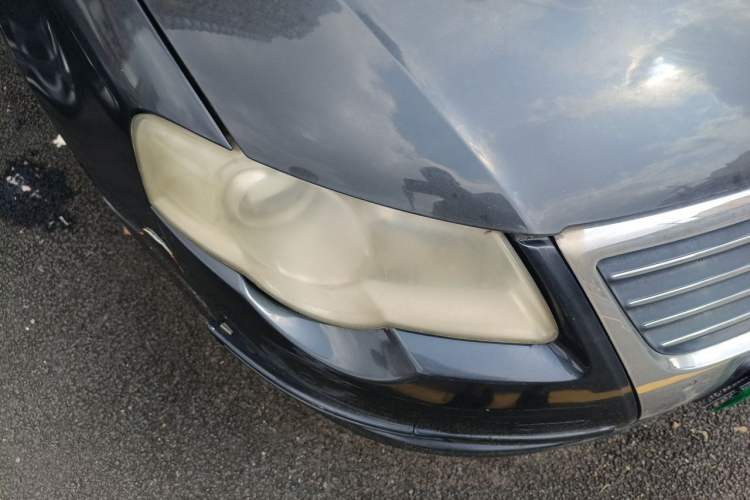 Used Volkswagen Magotan 2007 1.8 TSI Automatic Comfort Model Right Front Headlight