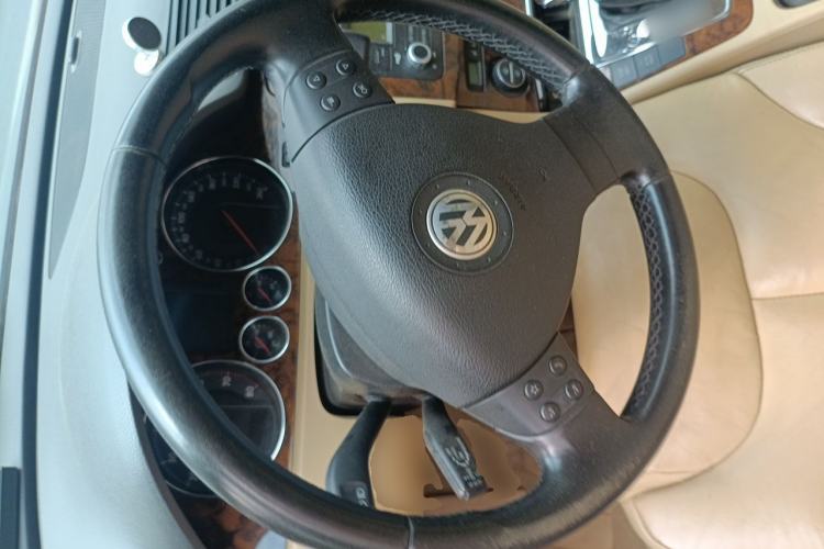 Used Volkswagen Magotan 2007 1.8 TSI Automatic Comfort Model Steering Wheel
