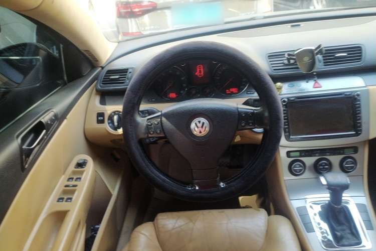 Used Volkswagen Magotan 2007 1.8 TSI Automatic Comfort Model Steering Wheel