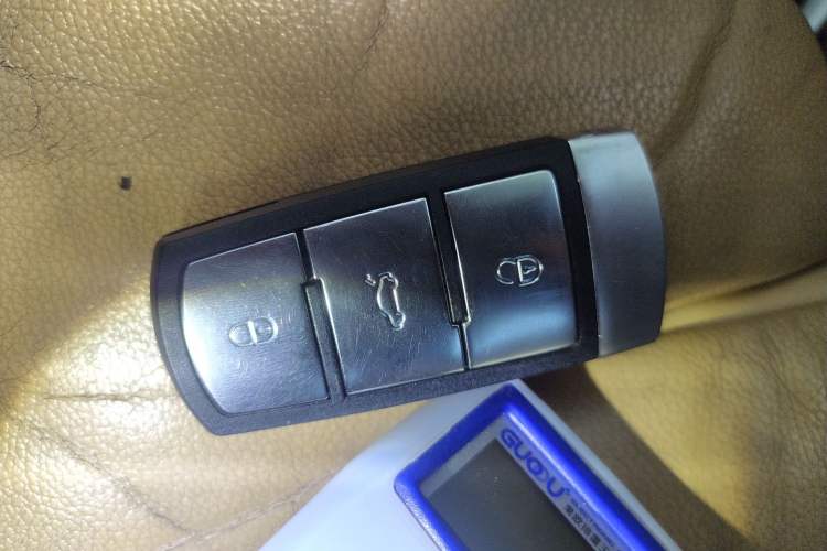 Used Volkswagen Magotan 2007 1.8 TSI Automatic Comfort Model Vehicle Key