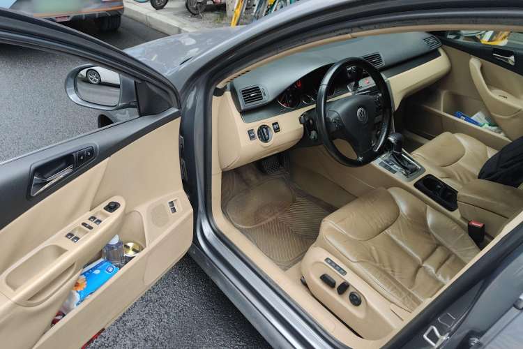 Used Volkswagen Magotan 2007 1.8 TSI Automatic Comfort Model Driver Seat