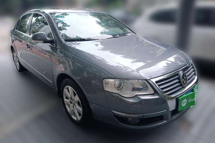 Used Volkswagen Magotan 2007 1.8 TSI Automatic Comfort Model Front Right 45 Deg