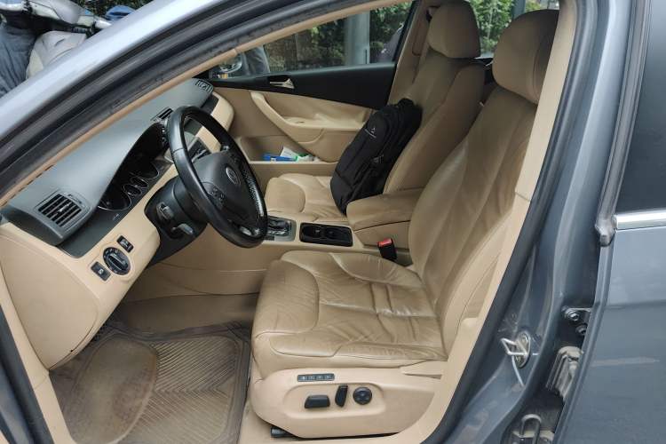 Used Volkswagen Magotan 2007 1.8 TSI Automatic Comfort Model Left Front Seat
