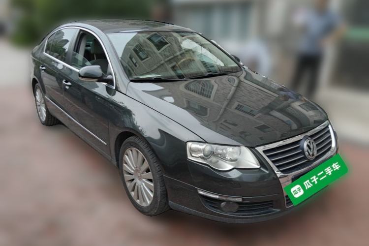 Used Volkswagen Magotan 2007 3.2 Luxury Model Front Right 45 Deg