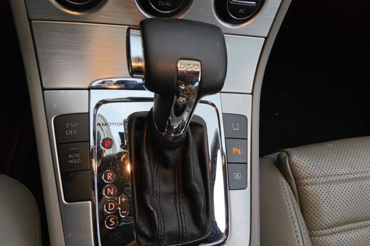 Used Volkswagen Magotan 2007 3.2 Luxury Model Gear Lever